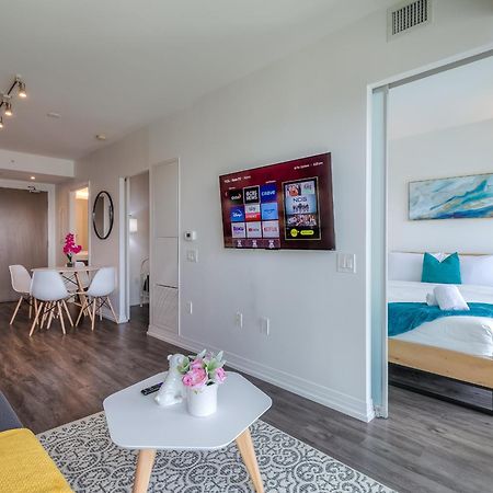 Panorama Suites Downtown Торонто Екстер'єр фото