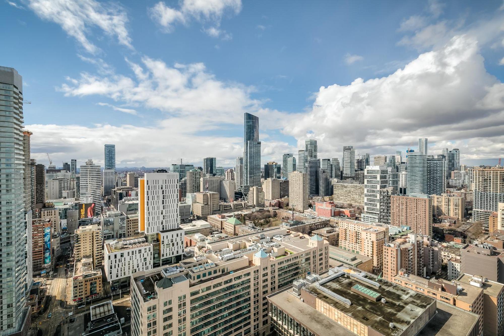 Panorama Suites Downtown Торонто Екстер'єр фото