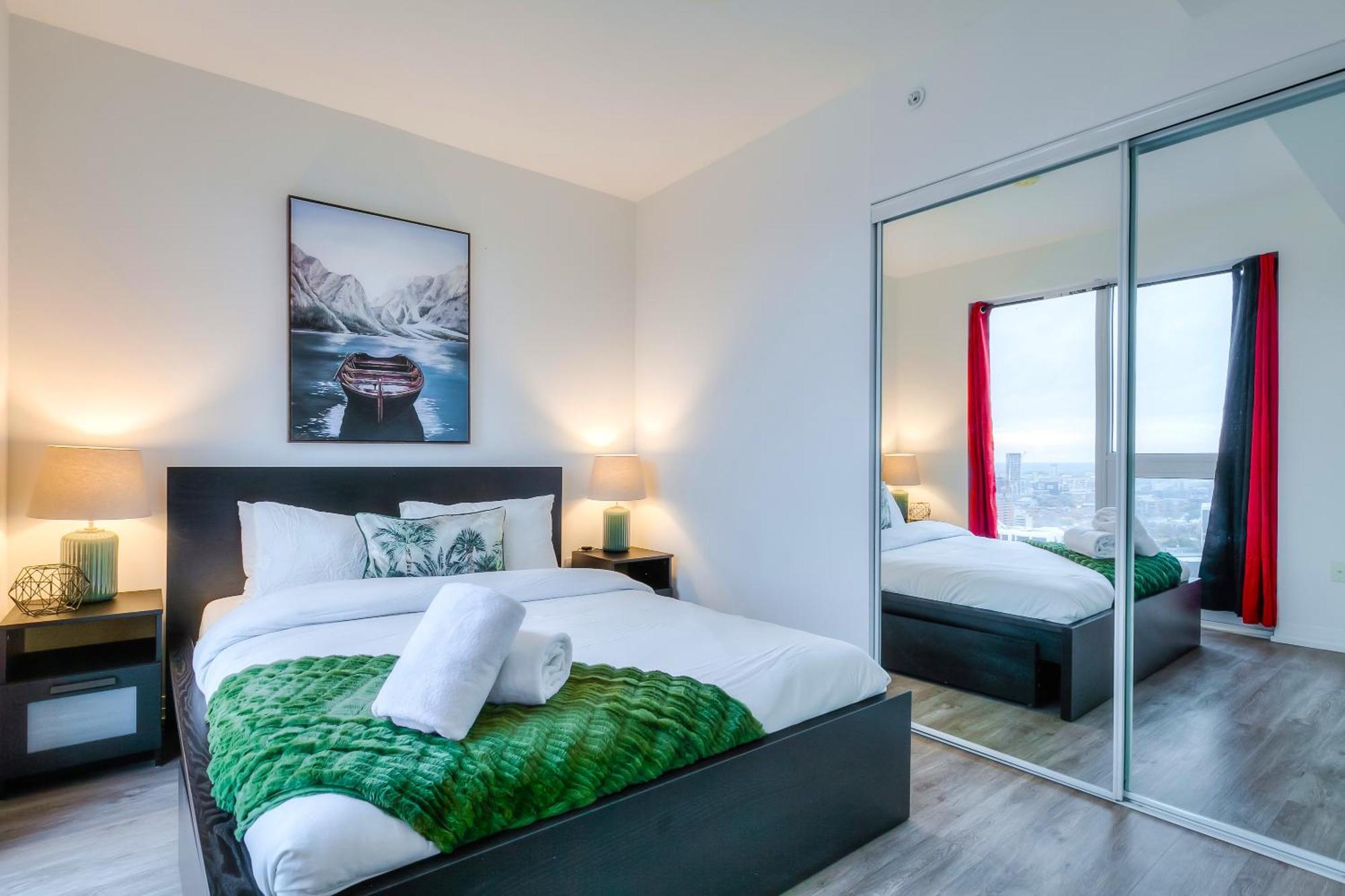 Panorama Suites Downtown Торонто Екстер'єр фото